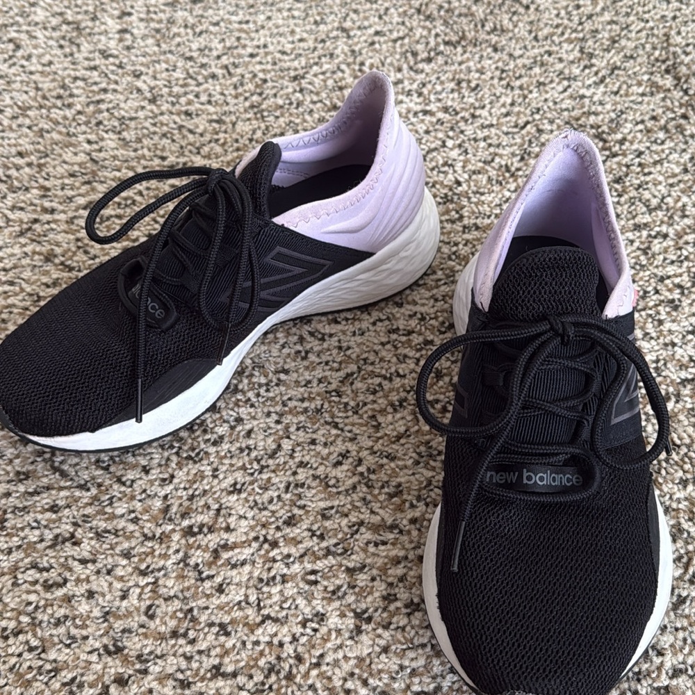 New Balance Black and Purple Sneakers Lightweight Performance